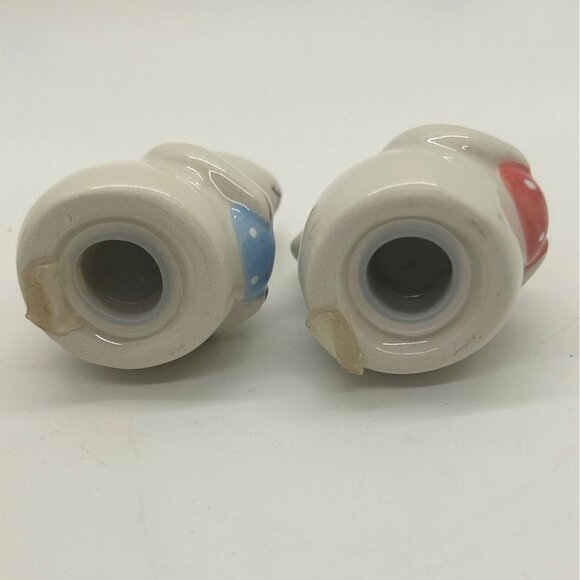 Blue Sky Bunny Salt & Pepper Shakers In Basket With Floral & Blue Butterfly - Picture 10 of 14